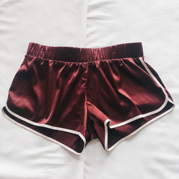 CHASER silky track short